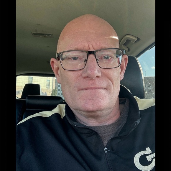 Meet your Posher, Doug - Picture 1 of 4